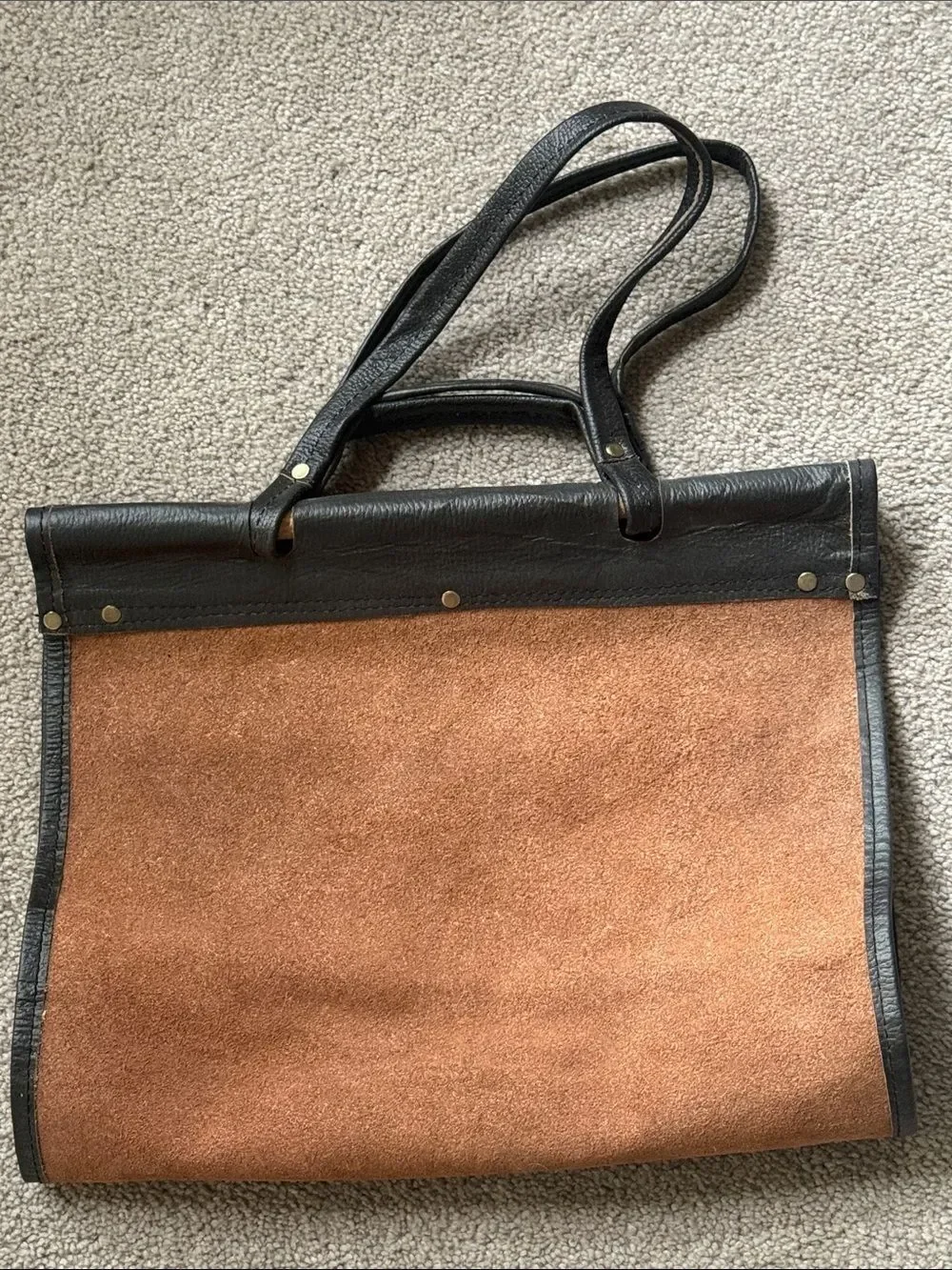 Log Carrier in Suede and Leather!